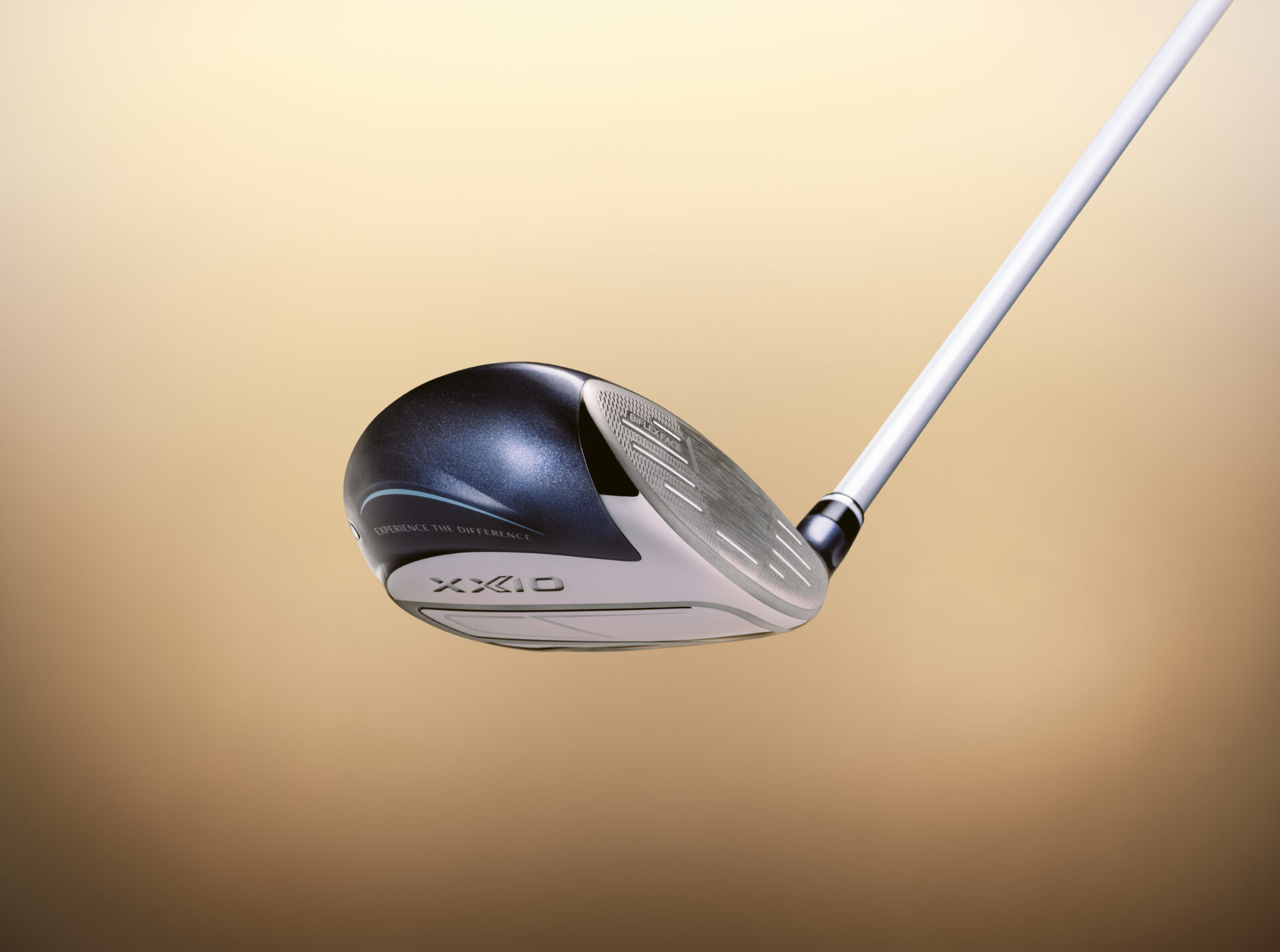 XXIO 14 Ladies fairway hero shot